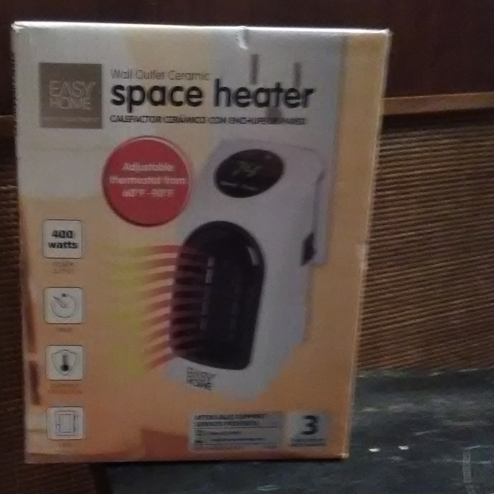 Ceramic Wall Outlet 400 watt Space Heater